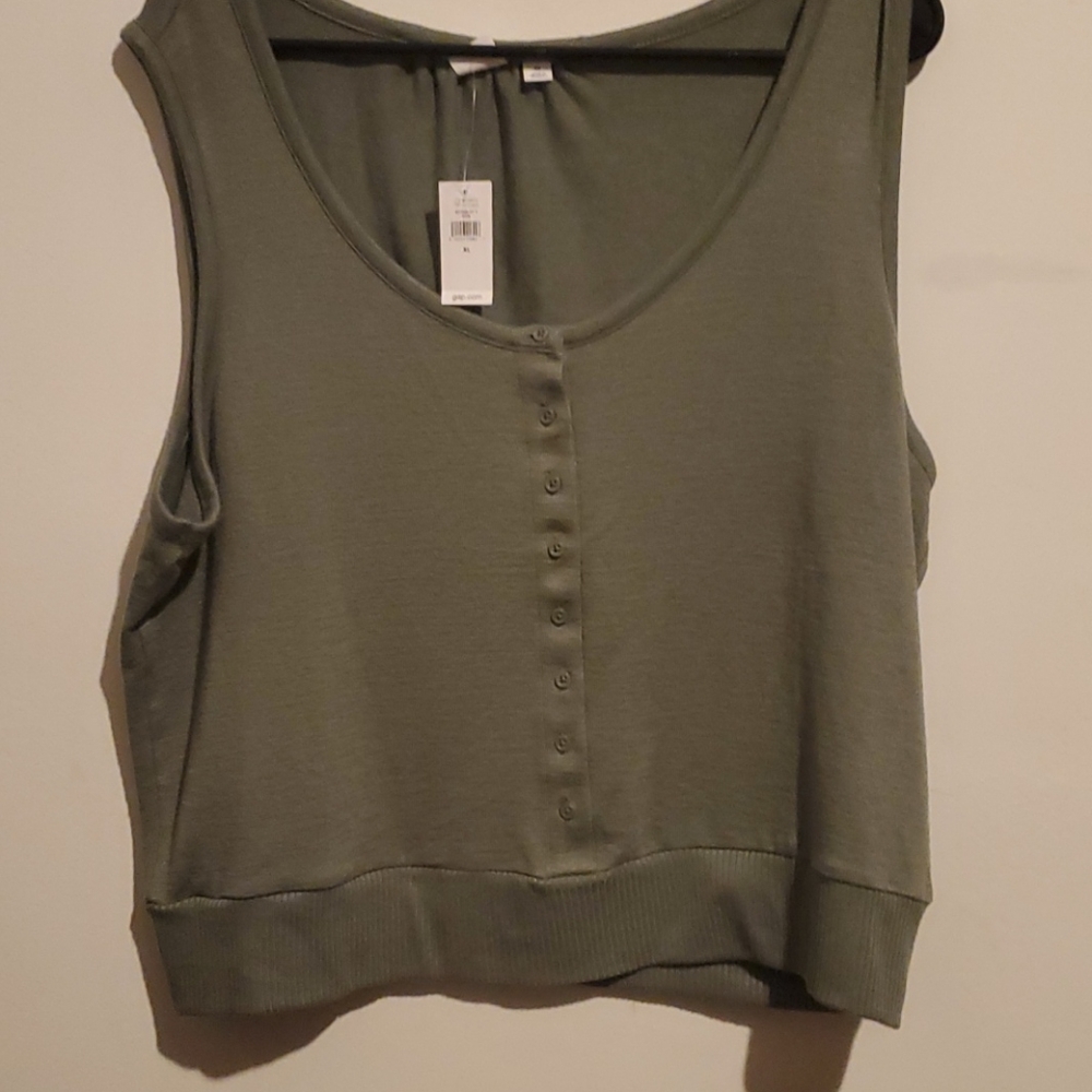 GAP soft spun button down tank